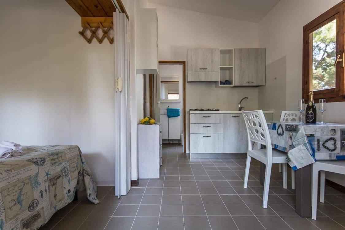 Camping Villaggio Internazionale San Menaio Ngoại thất bức ảnh