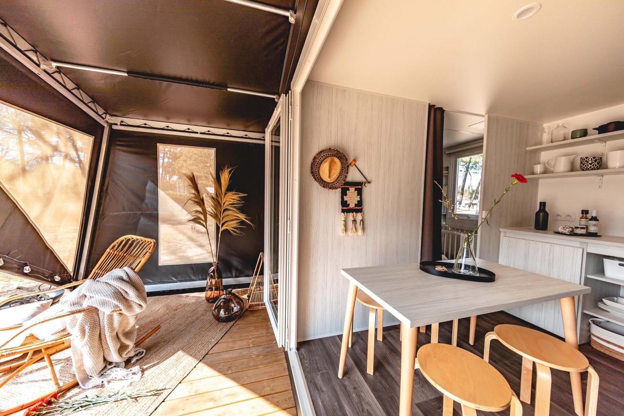 Camping Villaggio Internazionale San Menaio Ngoại thất bức ảnh