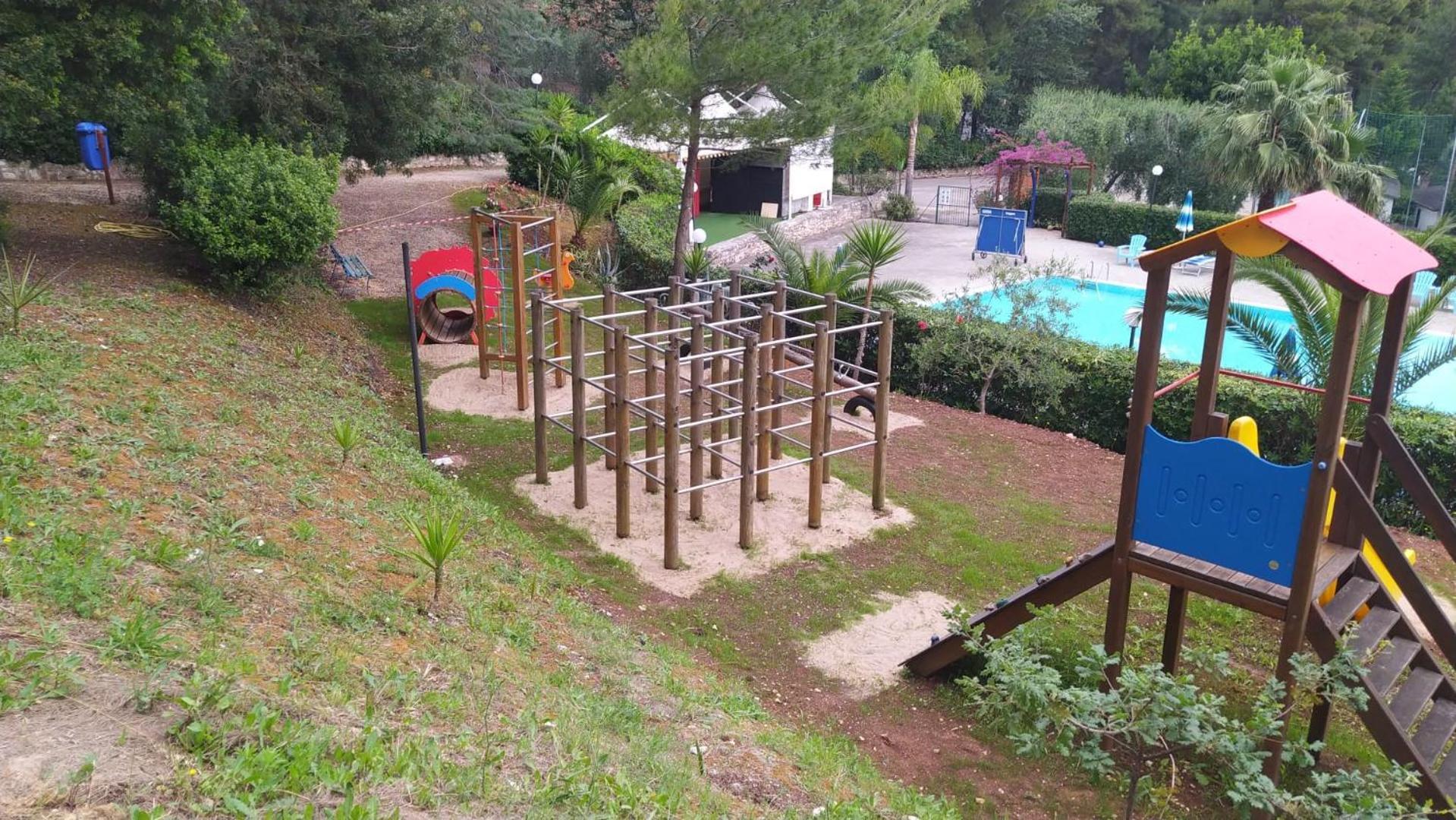 Camping Villaggio Internazionale San Menaio Ngoại thất bức ảnh