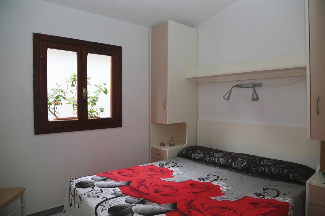 Camping Villaggio Internazionale San Menaio Ngoại thất bức ảnh